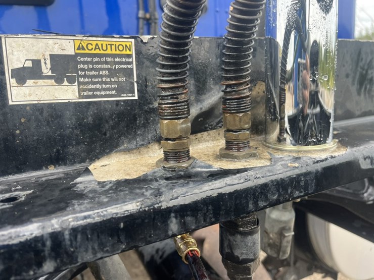 2020-kenworth-t680-image-19