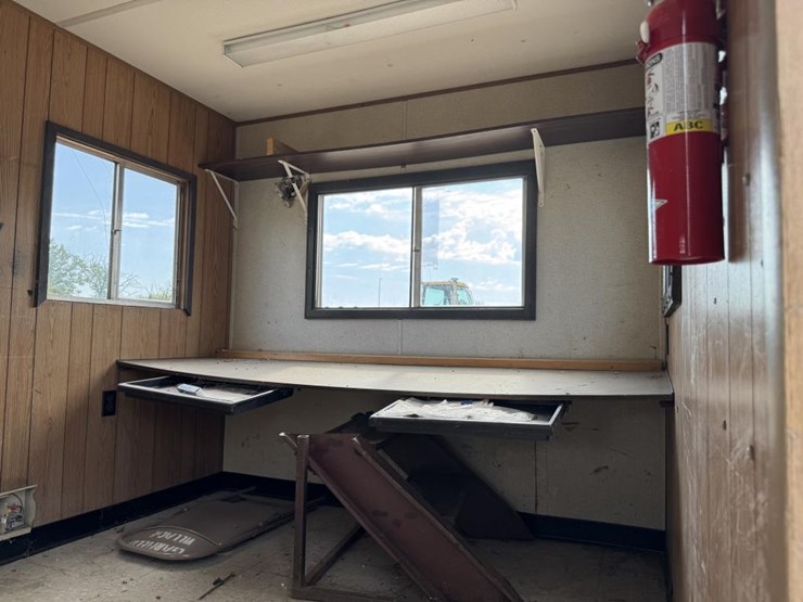 #1089-•-mobile-office-trailer-image-29