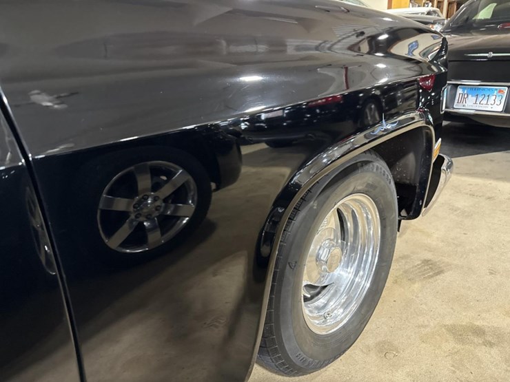 1985-chevrolet-c10-image-19