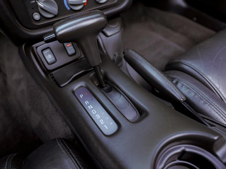 #2284-•-2002-pontiac-firebird-trans-am-convertible-image-85