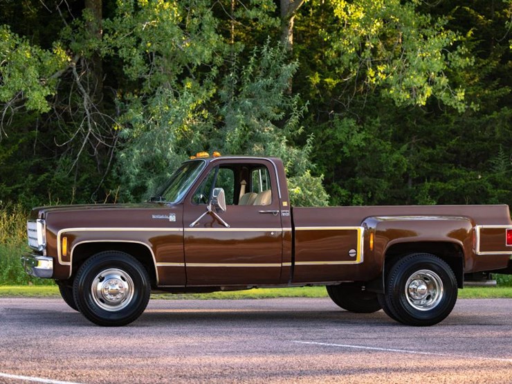 1977-chevrolet-c30-image-2