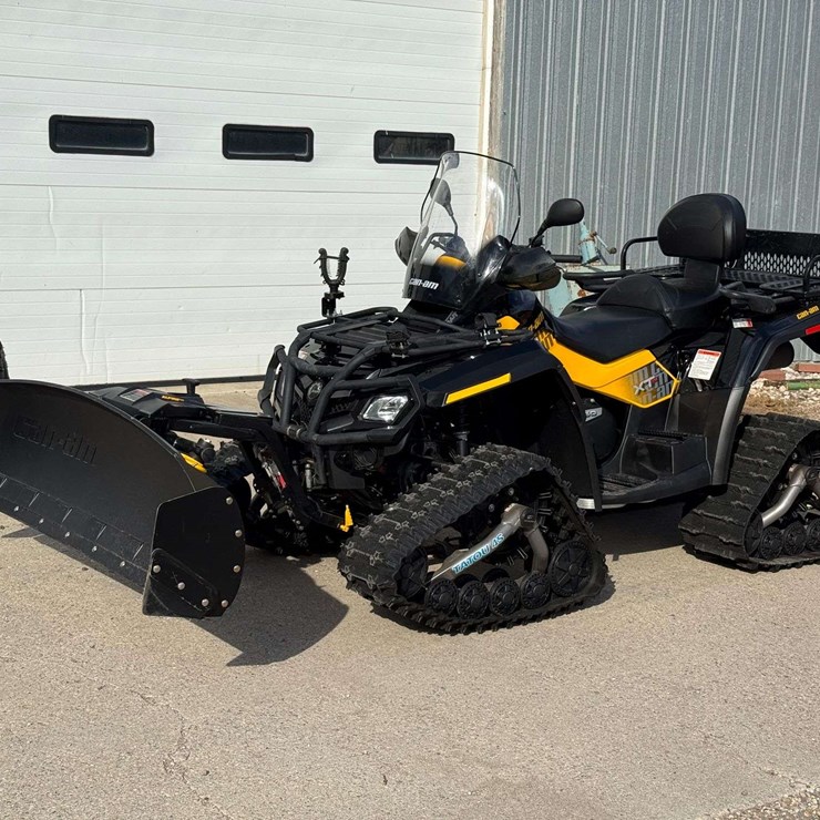 2010 Can-Am Outlander 650 XTP, 888 Miles, 4WD, With Camoplast Tracks and Factory Tires and 68” Can-A