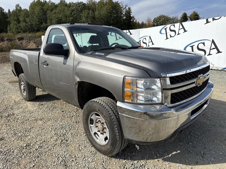 2014-chevrolet-2500-image-7
