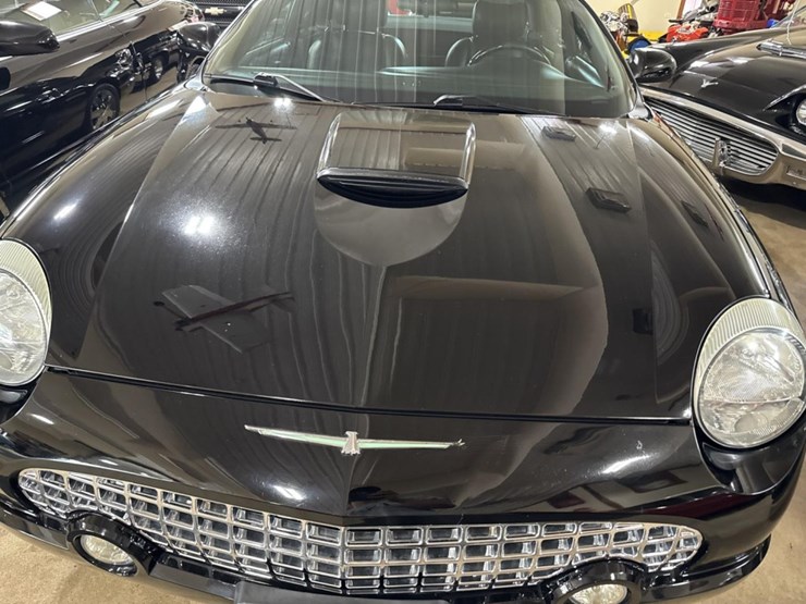 #1392-•-2003-ford-thunderbird-convertible-car-image-26