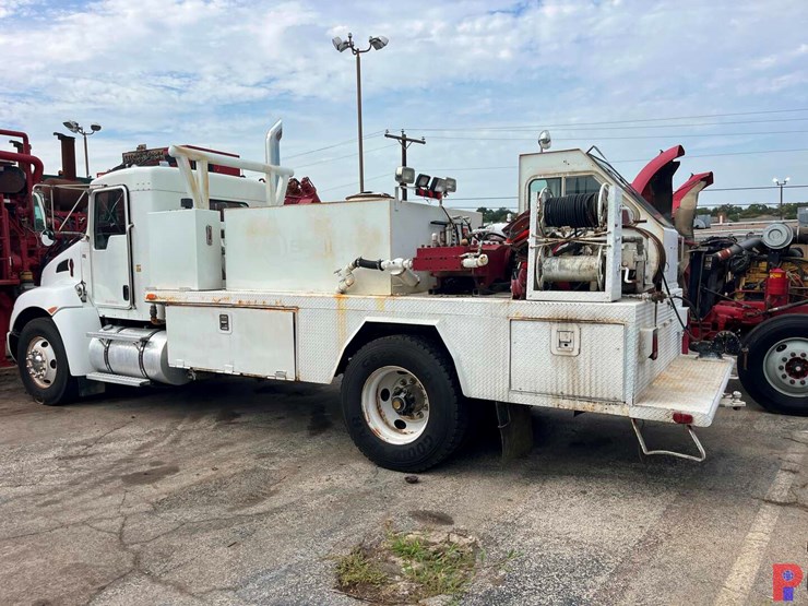 2010-kenworth-t370-image-2