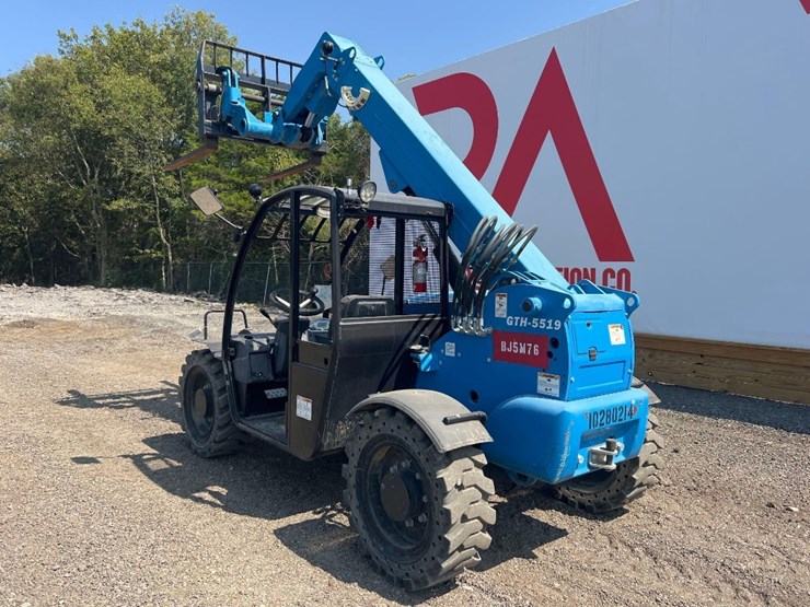 2019-genie-gth5519-image-2