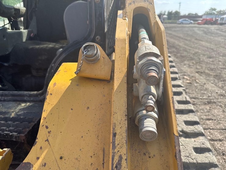 2014-caterpillar-289d-image-21
