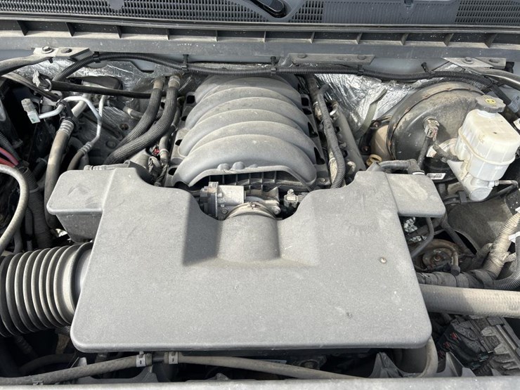 2017-chevrolet-silverado-1500-image-32