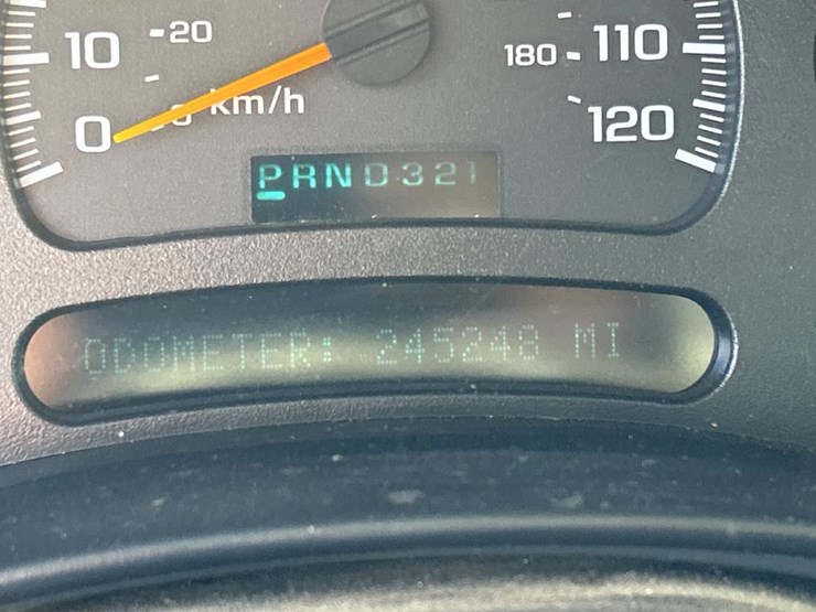 2005-gmc-2500-image-58