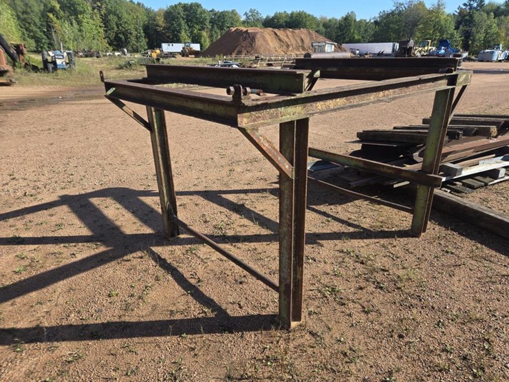 #2788-•-steel-stand-image-3