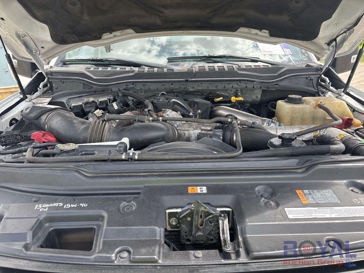 2017-ford-f550-image-14