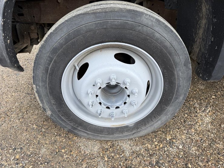 2006-ford-f450-xl-image-25