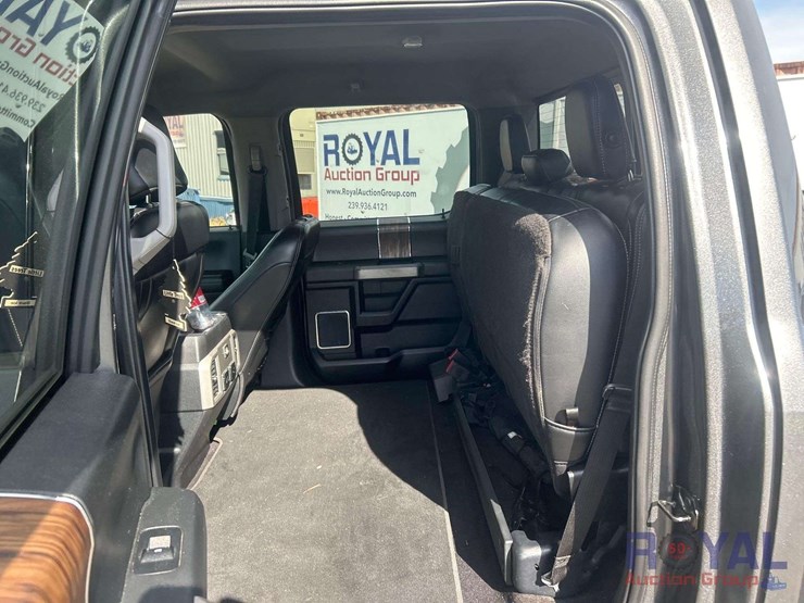2019-ford-f150-image-21