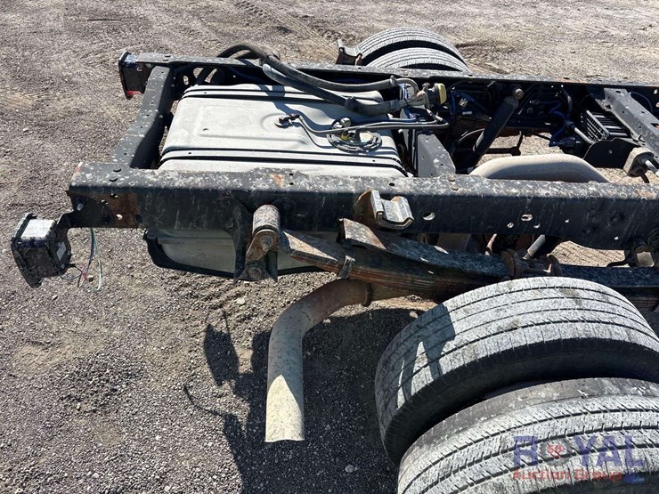 2015-ford-f350-image-18