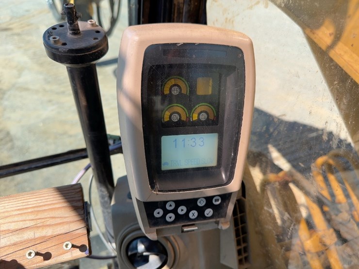 2004-caterpillar-320cl-hydraulic-drill-rig-image-42