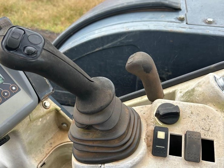 deere-50g-image-28