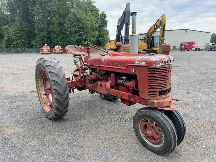 mccormick-farmall-h-tractor-image-7