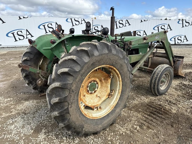 #5217-•-oliver-tractor-w/-loader-image-5
