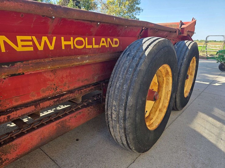 new-holland-185-image-9