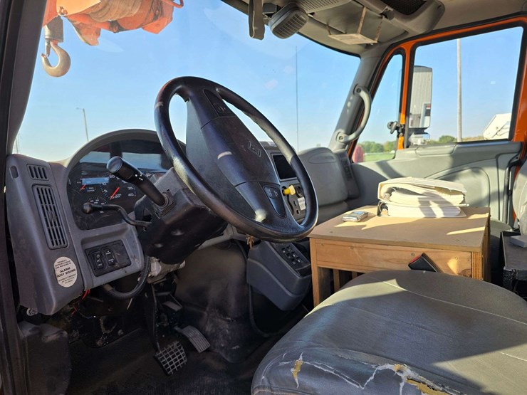 2006-international-durastar-4400-image-34