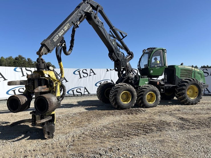 2010-john-deere-2010-image-1
