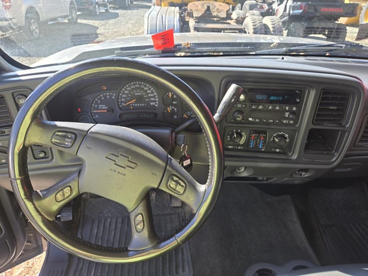 2007-chevrolet-silverado-image-41