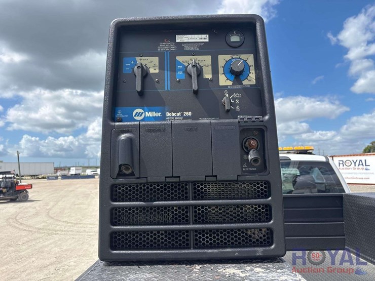 2017-ford-f550-image-22