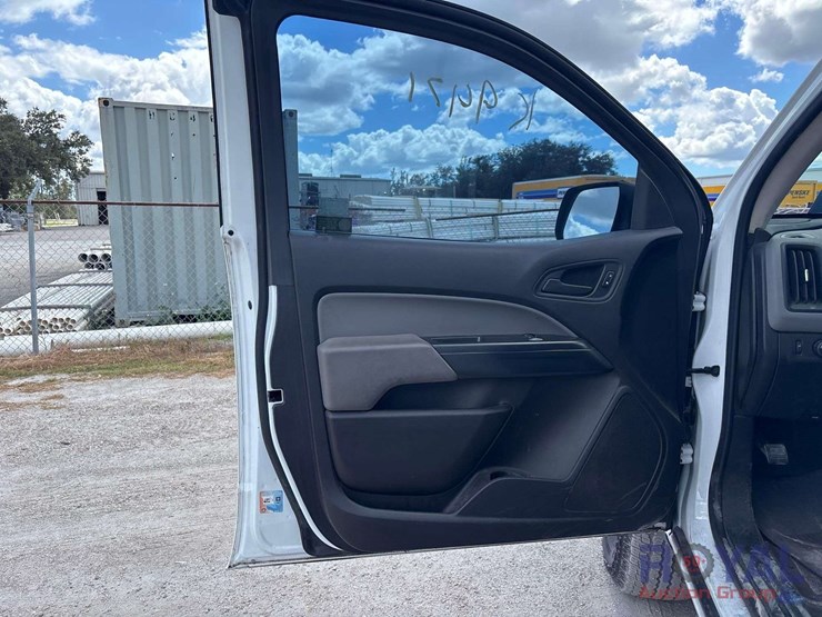 2018-chevrolet-colorado-image-9