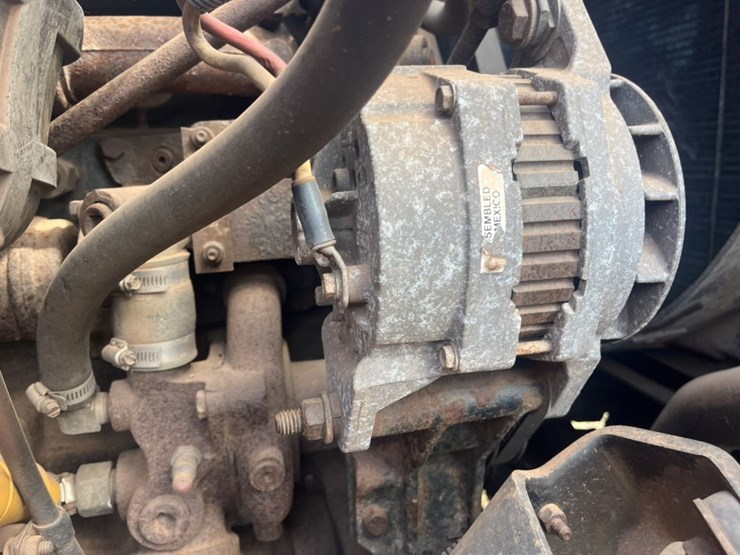 #2688-•-1998-navistar-2674-6x4-day-cab-truck-tractor-image-52