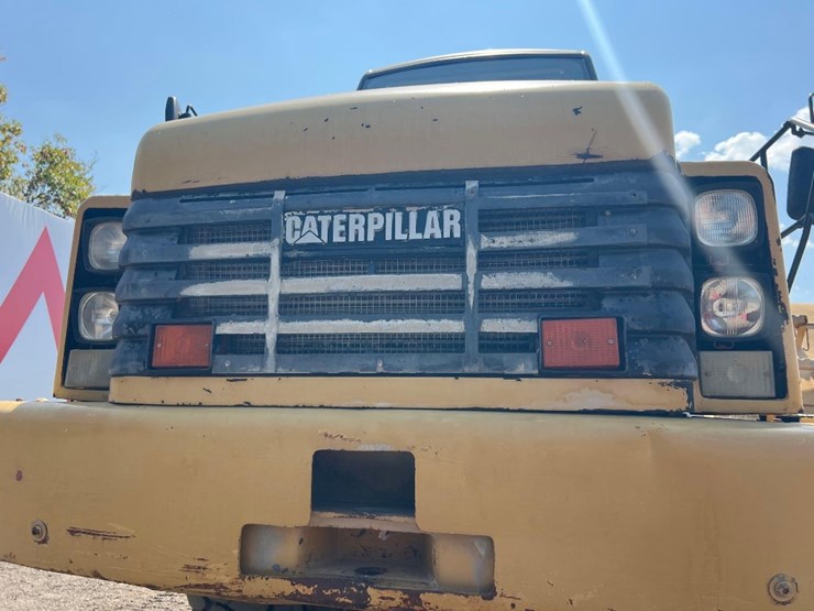 2005-caterpillar-740-image-9