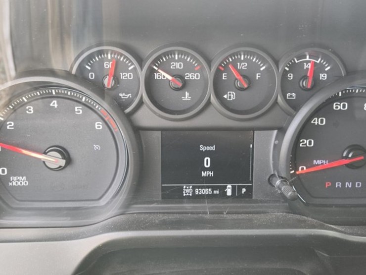 2020-chevrolet-silverado-1500-image-38