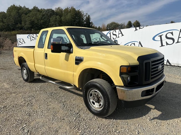 2010-ford-f250-image-7