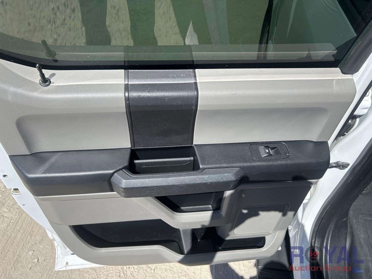 2018-ford-f150-image-25