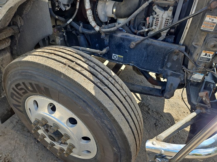 2017-kenworth-t370-image-13
