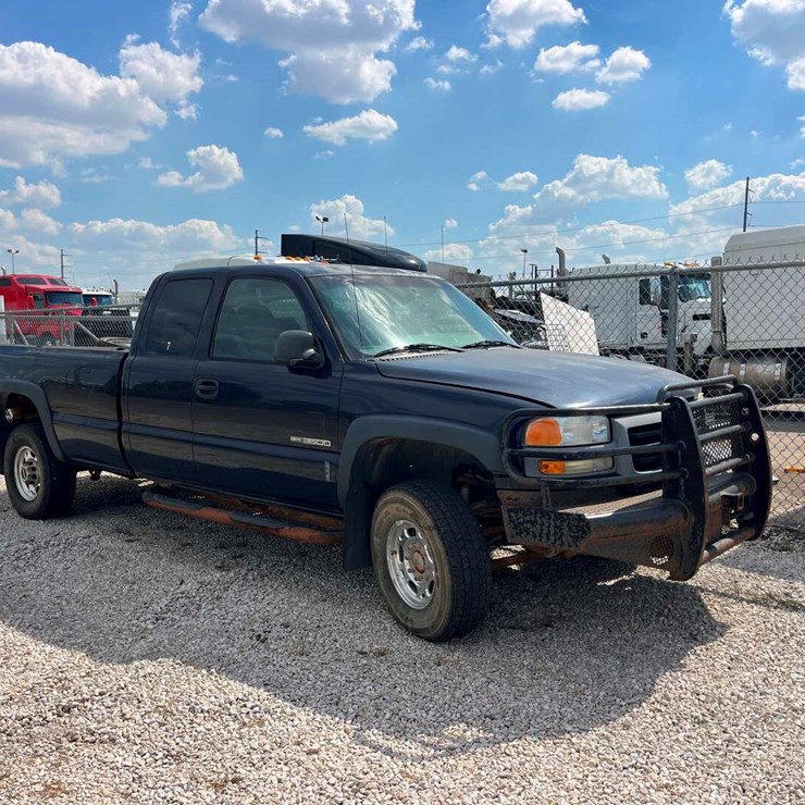 2005 GMC SIERRA 3500