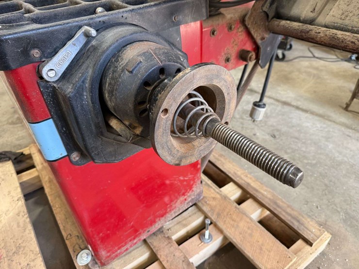 coats-model-1025-direct-drive-tire-balancer,-220v,-3-phase-image-7