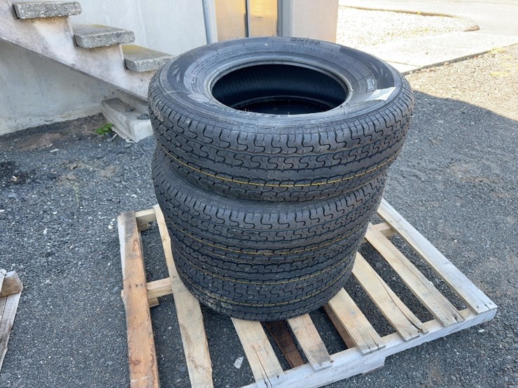 (4)-225/75r15-trailer-tires-image-1