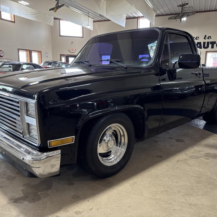 1985 CHEVROLET C10