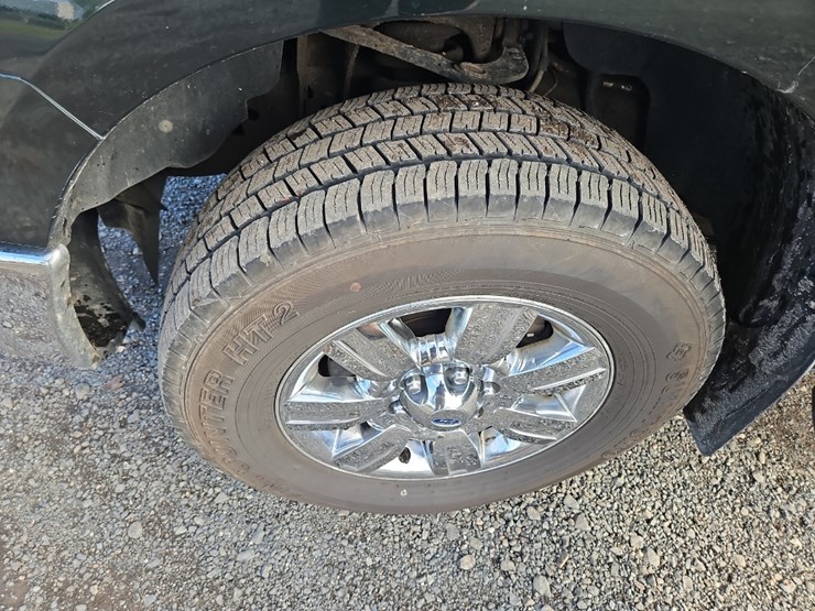 2012-ford-f150-xlt-image-10