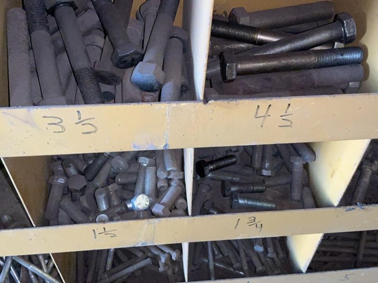 #122-•-nuts-and-bolts-racks-image-114