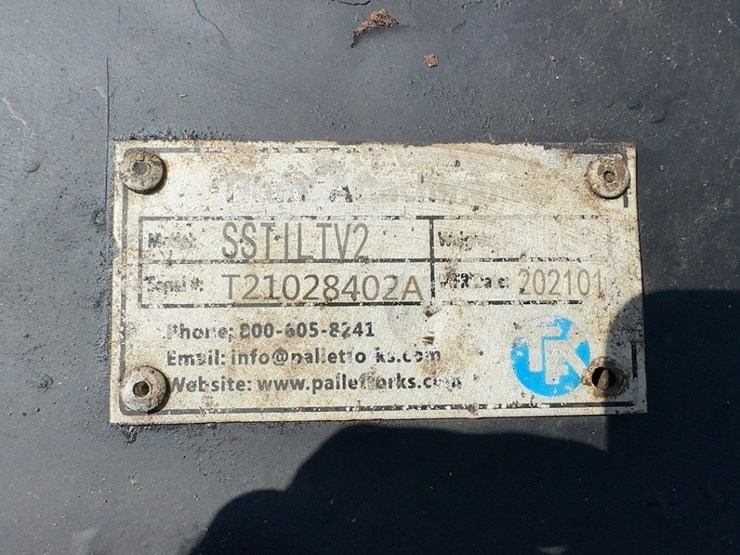 tilt-mast-image-5