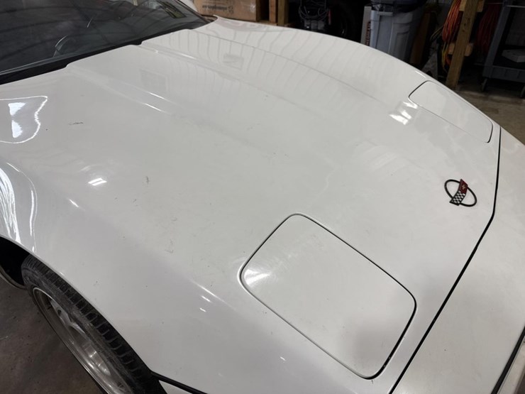 #1399-•-1990-chevrolet-corvette-convertible-car-image-18