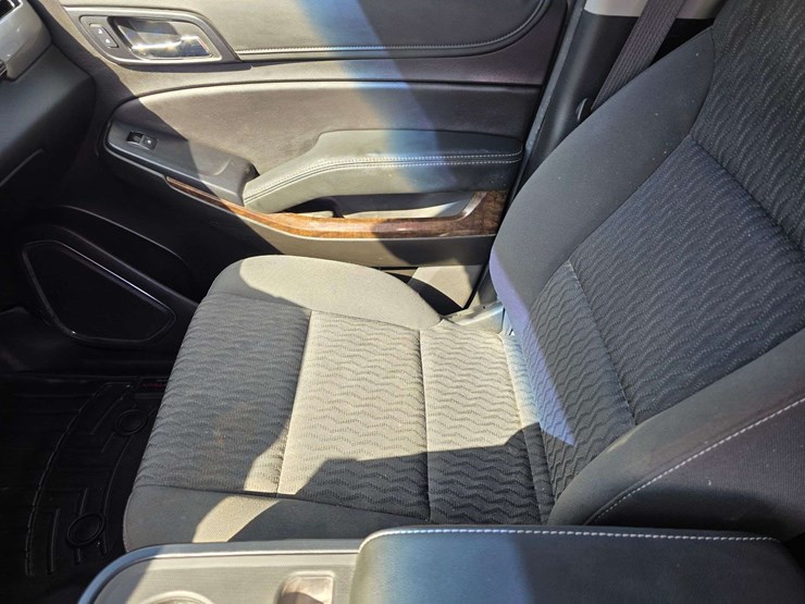 2019-chevrolet-tahoe-image-31