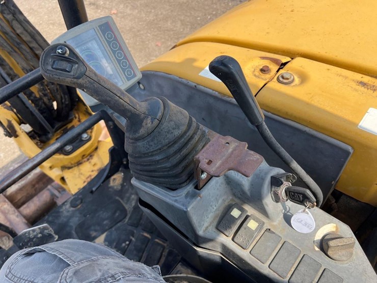 2014-caterpillar-305e-cr-image-32