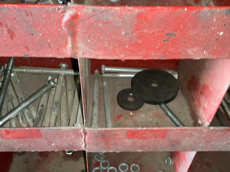 #120-•-coarse-thread-bolts-rack-and-contents-image-6