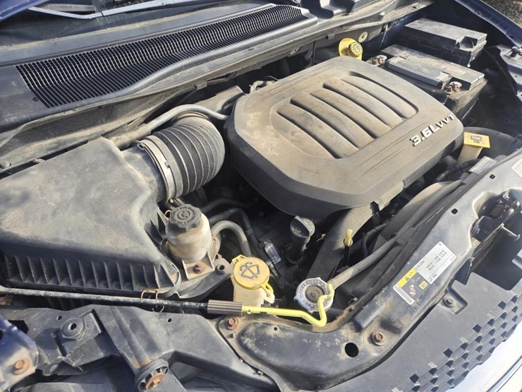 2014-dodge-grand-caravan-image-18