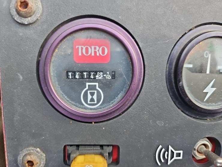 toro-greensmaster-3100-image-18