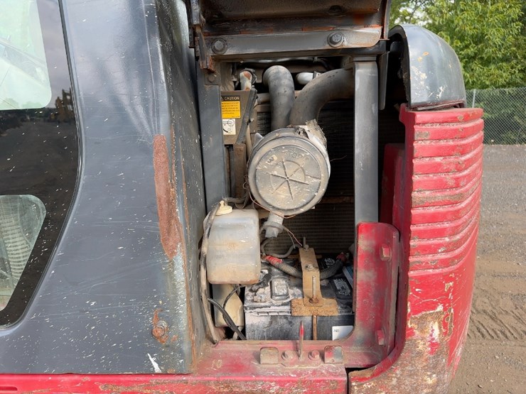 2005-takeuchi-tb175-image-26