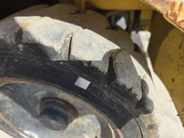 hyundai-25lc-7m-image-46