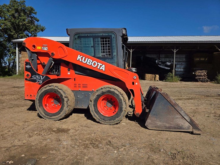 2019-kubota-ssv75-image-1